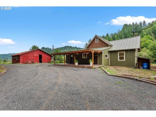 769 Deans Creek Rd, Reedsport, OR, 97467-9771 | Card Image