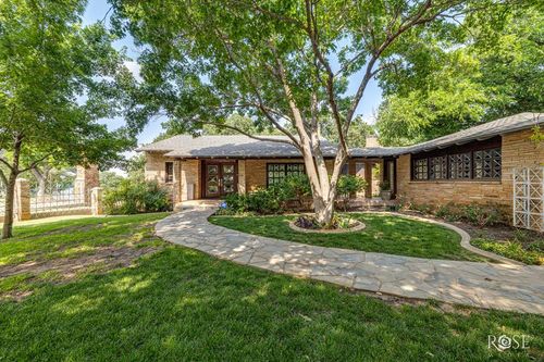 1703 Christoval Rd, San Angelo, TX, 76903-7935 | Card Image