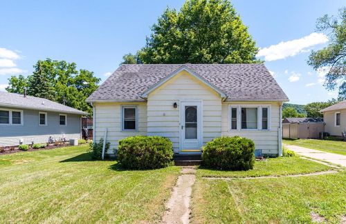 3321 26th Street S, La Crosse, WI, 54601 | Card Image