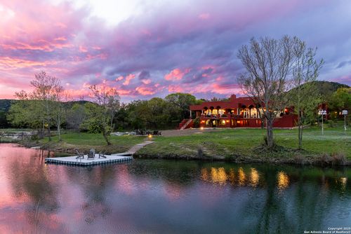 4198 Bear Springs Rd, Pipe Creek, TX, 78063-5372 | Card Image