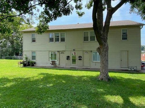 563 S Ash Ave, Independence, MO, 64053-1501 | Card Image