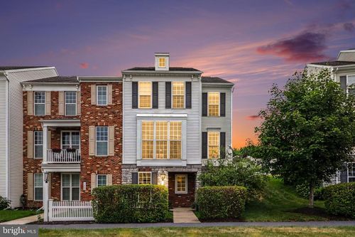 1461 Keegan Ln, MECHANICSBURG, PA, 17055-5222 | Card Image