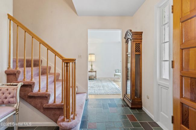 19 Tamarack Ln, House other with 4 bedrooms, 3 bathrooms and 6 parking in Schenectady NY | Image 4