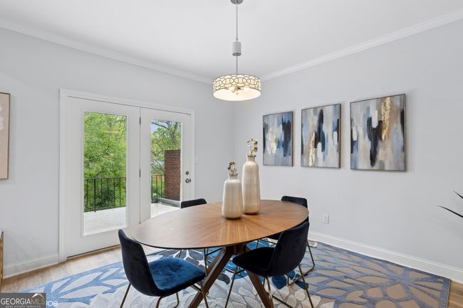 5273 Glenridge Dr, Townhouse with 3 bedrooms, 4 bathrooms and 2 parking in Sandy Springs GA | Image 23