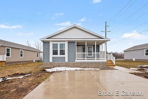 30-1283 E Ellis Road, Norton Shores, MI, 49441 | Card Image