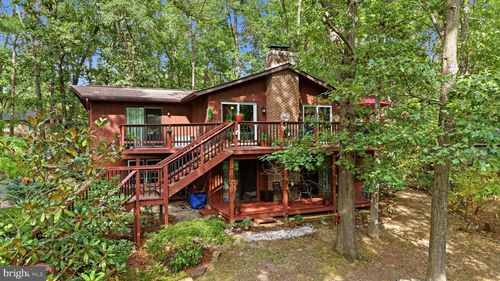 216 Sunset Cir, CROSS JUNCTION, VA, 22625-2459 | Card Image