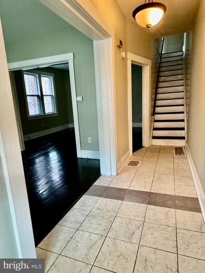 607 Lincoln Street, Townhouse with 3 bedrooms, 1 bathrooms and null parking in CUMBERLAND MD | Image 2