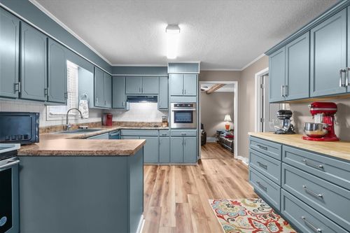 140 Mockingbird St, Erin, TN, 37061-6096 | Card Image