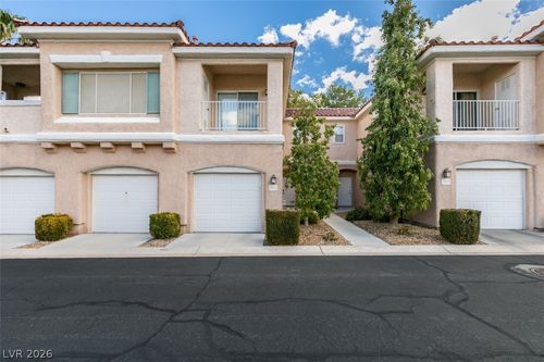 3812-251 S Green Valley Pkwy, Henderson, NV, 89012-2372 | Card Image