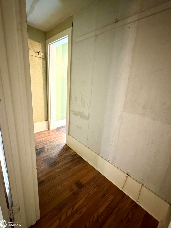 315 S Division St, Home with 3 bedrooms, 1 bathrooms and 1 parking in Audubon IA | Image 19