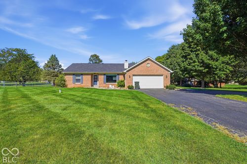 5235 Sandy Ct, Pittsboro, IN, 46167-9199 | Card Image