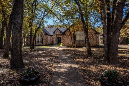 230 River Oaks Dr, Combine, TX, 75159-5624 | Card Image