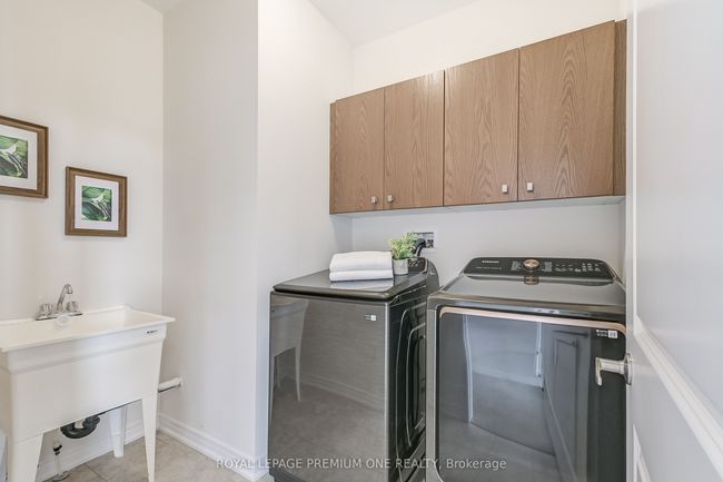 799 Apple Terr, House other with 5 bedrooms, 4 bathrooms and 2 parking in Milton ON | Image 37