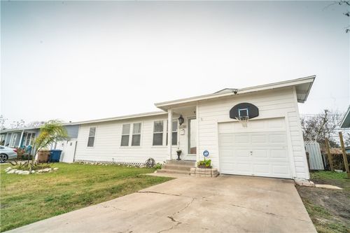 1125 Woodlawn Dr, Corpus Christi, TX, 78412-3748 | Card Image