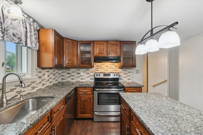 18-Kitchen.jpg | Image 18