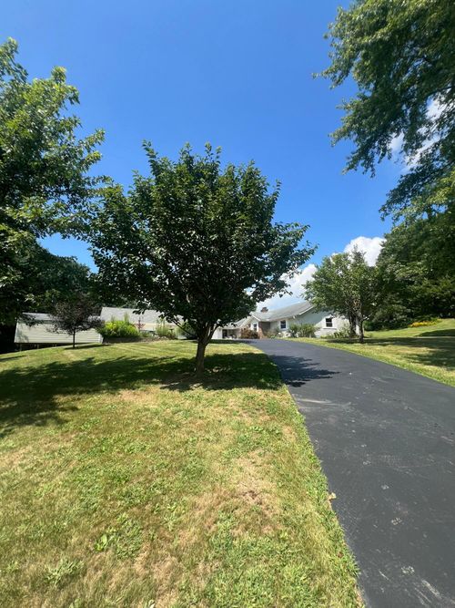 59 Squire Ln, Hebron, OH, 43025-9516 | Card Image