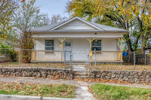 414 S Highland Avenue, Joplin, MO, 64801 | Card Image