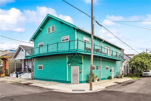 1141 Frenchmen St, New Orleans, LA, 70116-1562 | Card Image