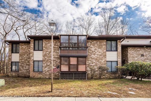 f-125 Amberly Dr, Manalapan, NJ, 07726-2374 | Card Image