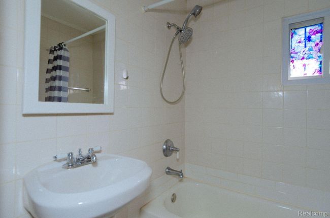 44 W End - Full bath | Image 26
