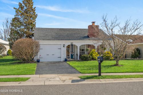 38 Mansfield Ave, Manchester, NJ, 08759-6667 | Card Image