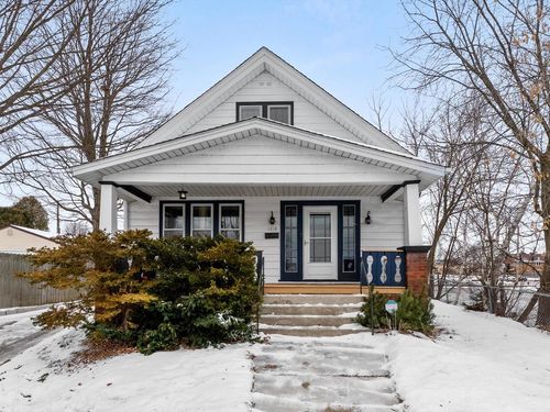 1014 S 20th Street, Manitowoc, WI, 54220 | Card Image