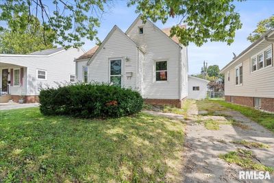 2408 S 6 Th Street, House other with 3 bedrooms, 1 bathrooms and null parking in Springfield IL | Image 1