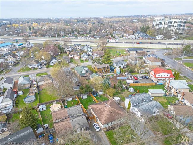 19 - 18 Barry St, Townhouse with 3 bedrooms, 2 bathrooms and 1 parking in Saint Catharines ON | Image 36