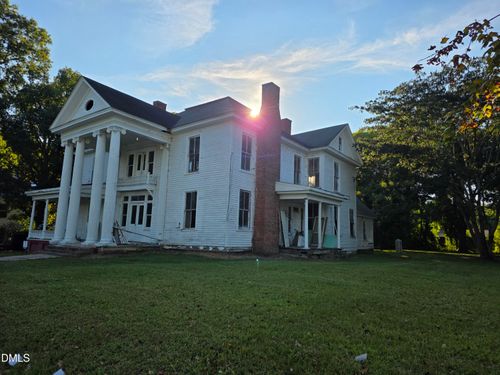 101 S Elm St, Louisburg, NC, 27549-2505 | Card Image