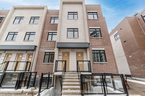229-1062 Douglas Mccurdy Comm Court, Mississauga, ON, L5G0C6 | Card Image