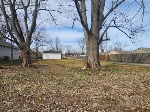 220 W Ohio Ave, Washington Court House, OH, 43160-1971 | Card Image