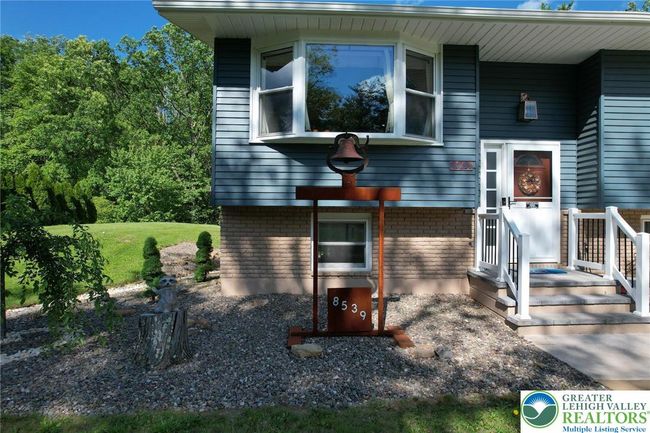 8539 Rextown Rd, House other with 4 bedrooms, 4 bathrooms and null parking in Slatington PA | Image 31