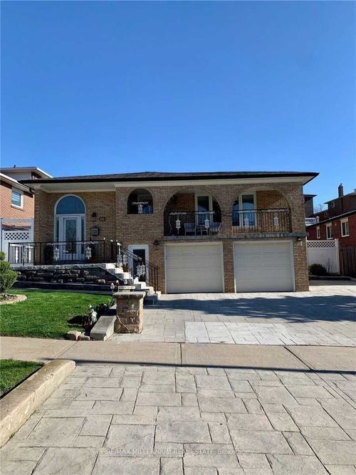 lower-99 Willis Rd, Woodbridge, ON, L4L2S4 | Card Image
