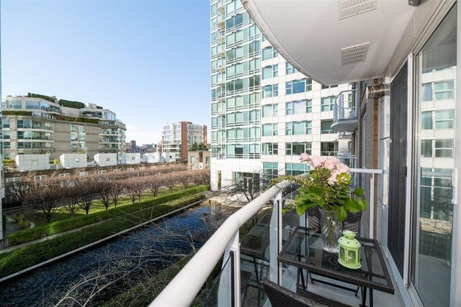 514 - 888 Beach Avenue, Condo with 2 bedrooms, 0 bathrooms and 1 parking in Vancouver BC | Image 27