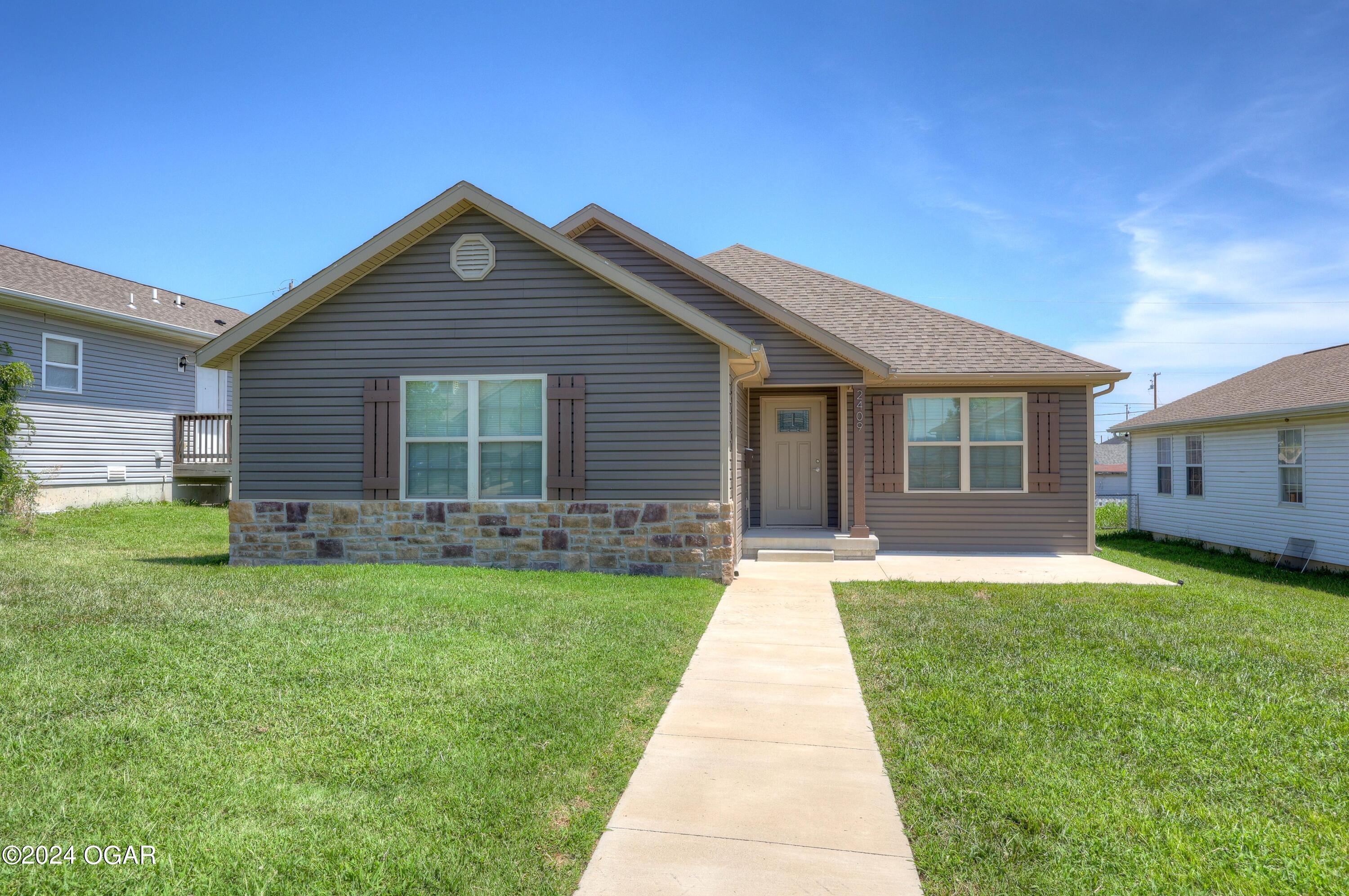 Wall Ave, Joplin, MO 64804