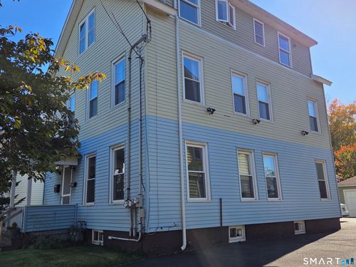 39 Church St, Wallingford, CT, 06492-3607 | Card Image