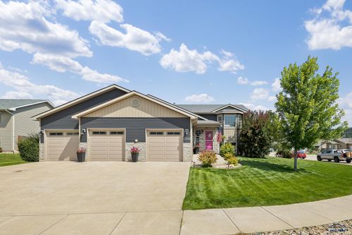 6560 Astoria Ln, Summerset, SD, 57718-8671 | Card Image