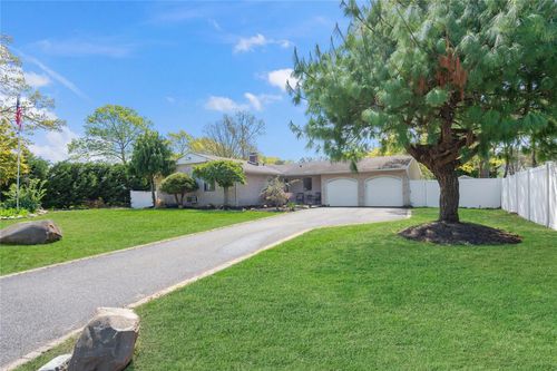 10 Antrim Ln, Farmingville, NY, 11738-1031 | Card Image