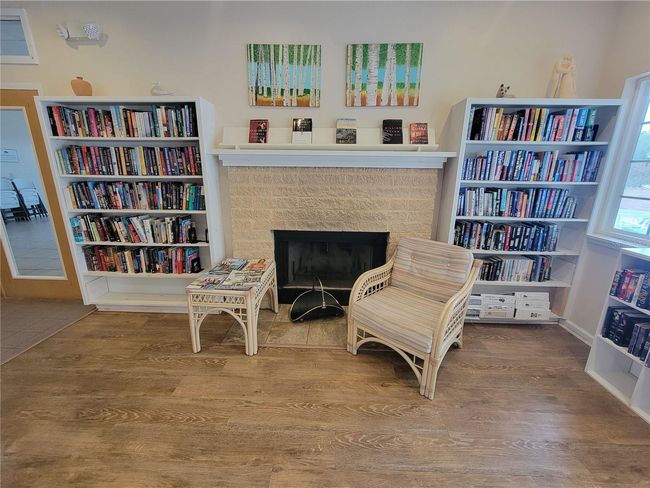 Library | Image 34