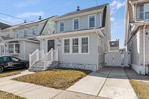 93-22 245th St, Floral Park, NY, 11001-3917 | Card Image