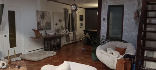 418 E Olive St, Long Beach, NY, 11561-3607 | Card Image