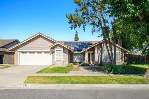 7570 N 6th St, Fresno, CA, 93720-2560 | Card Image
