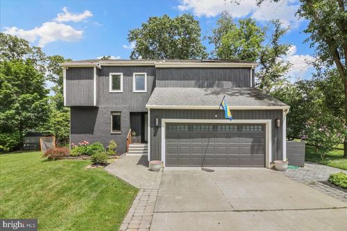 9 Golf View Dr, Voorhees, NJ, 08043-1428 | Card Image