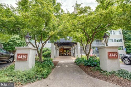 apt-22-4415 Briarwood Ct N, ANNANDALE, VA, 22003-4776 | Card Image