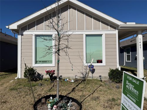 1445 Sterling Way, Ferris, TX, 75125-9202 | Card Image