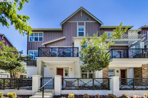2206 Central Pkwy, Dublin, CA, 94568-4284 | Card Image