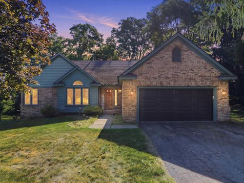 5220 Huron Hills Dr, Commerce Twp, MI, 48382-1287 | Card Image