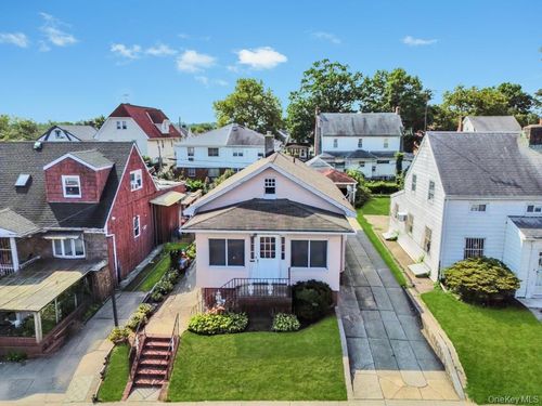 14938 45th Ave, Flushing, NY, 11355-1709 | Card Image