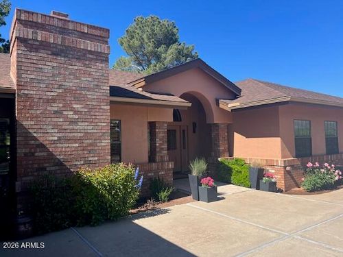 520 Verde Valley School Rd, Sedona, AZ, 86351-9027 | Card Image