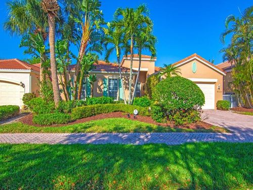 9525 E Maiden Ct, Vero Beach, FL, 32963-4592 | Card Image